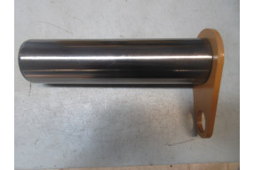 Палец 85*340 крепления стрелы 15D0057