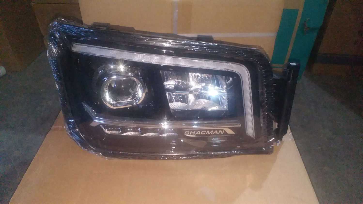 Фара передняя правая LED X3000/X5000 (рестайлинг)